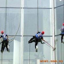 深圳市兴达美搬家清洁服务公司 专业保洁，品质生活的守护者